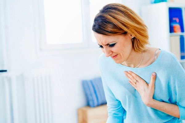 Колющая боль в области сердца при вдохе